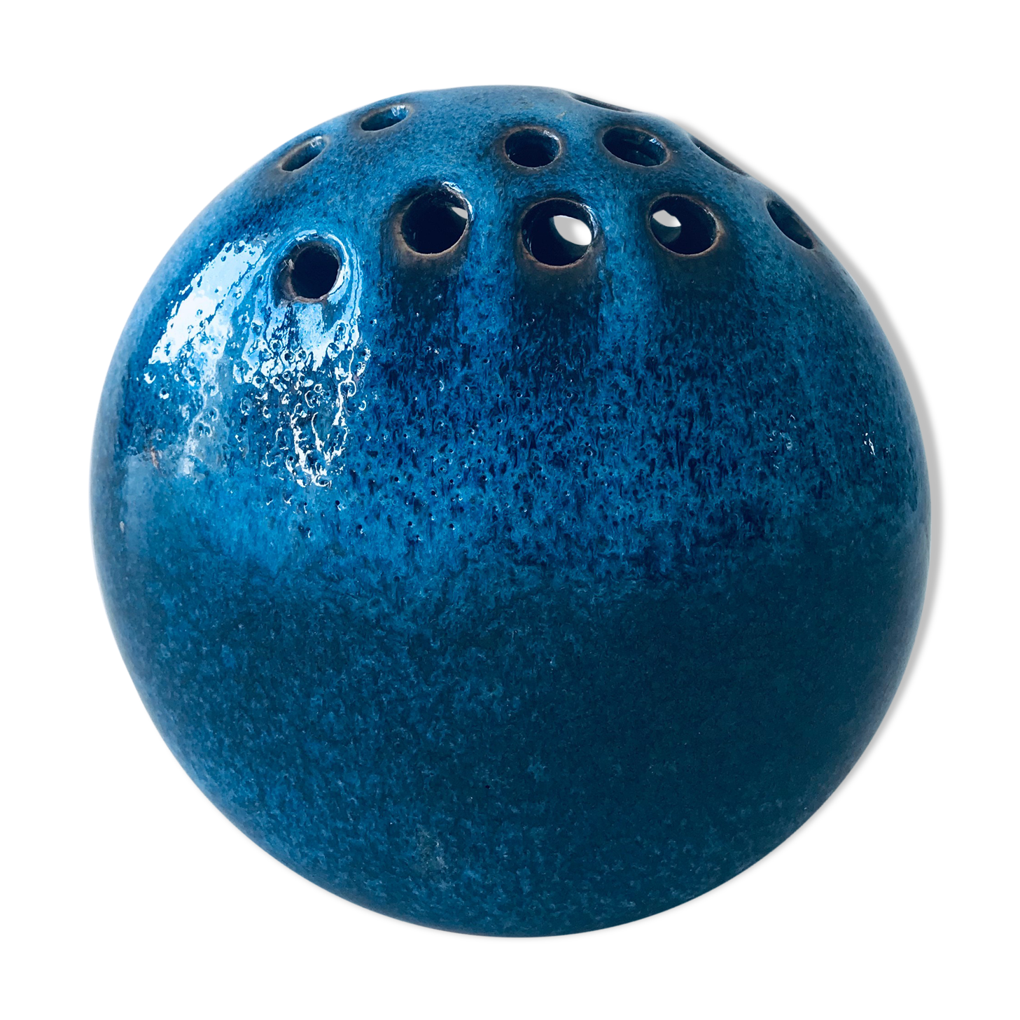 Pique ceramic flowers signed