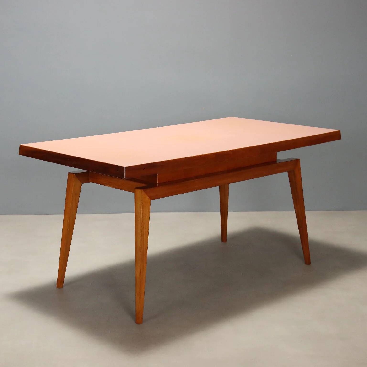 Table en chêne des années 1960 avec plateau coloré