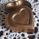 Duo of pocket trays, brass heart, vintage