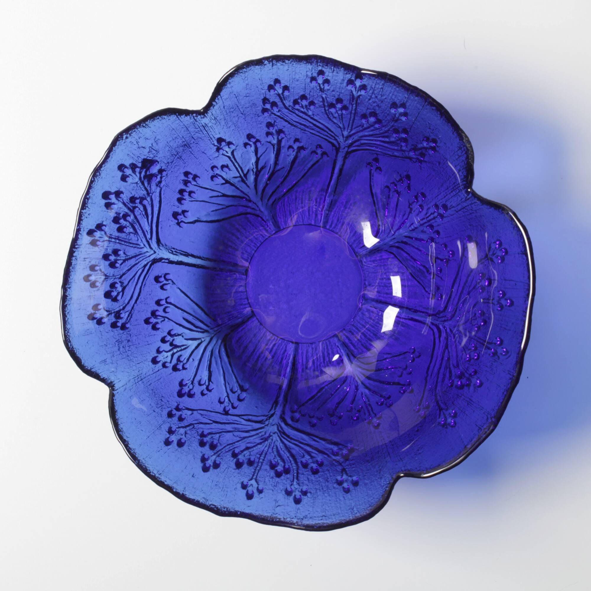 Cobalt Blue Vintage Glass Bowl / Cow Parsley Design by Pertti Kallioinen