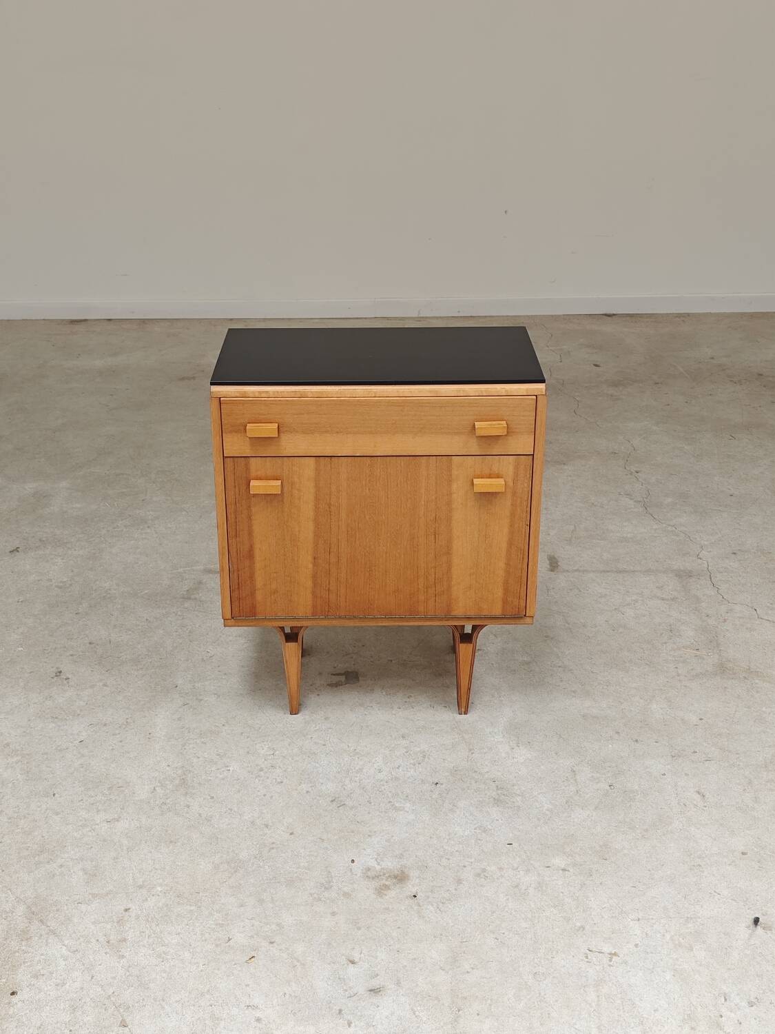 Czechoslovak bedside table by Frantisek Mezulanik for Novy Domov 1960