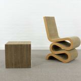 Wiggle chair with coffee table by Frank O. Gehry for Vitra