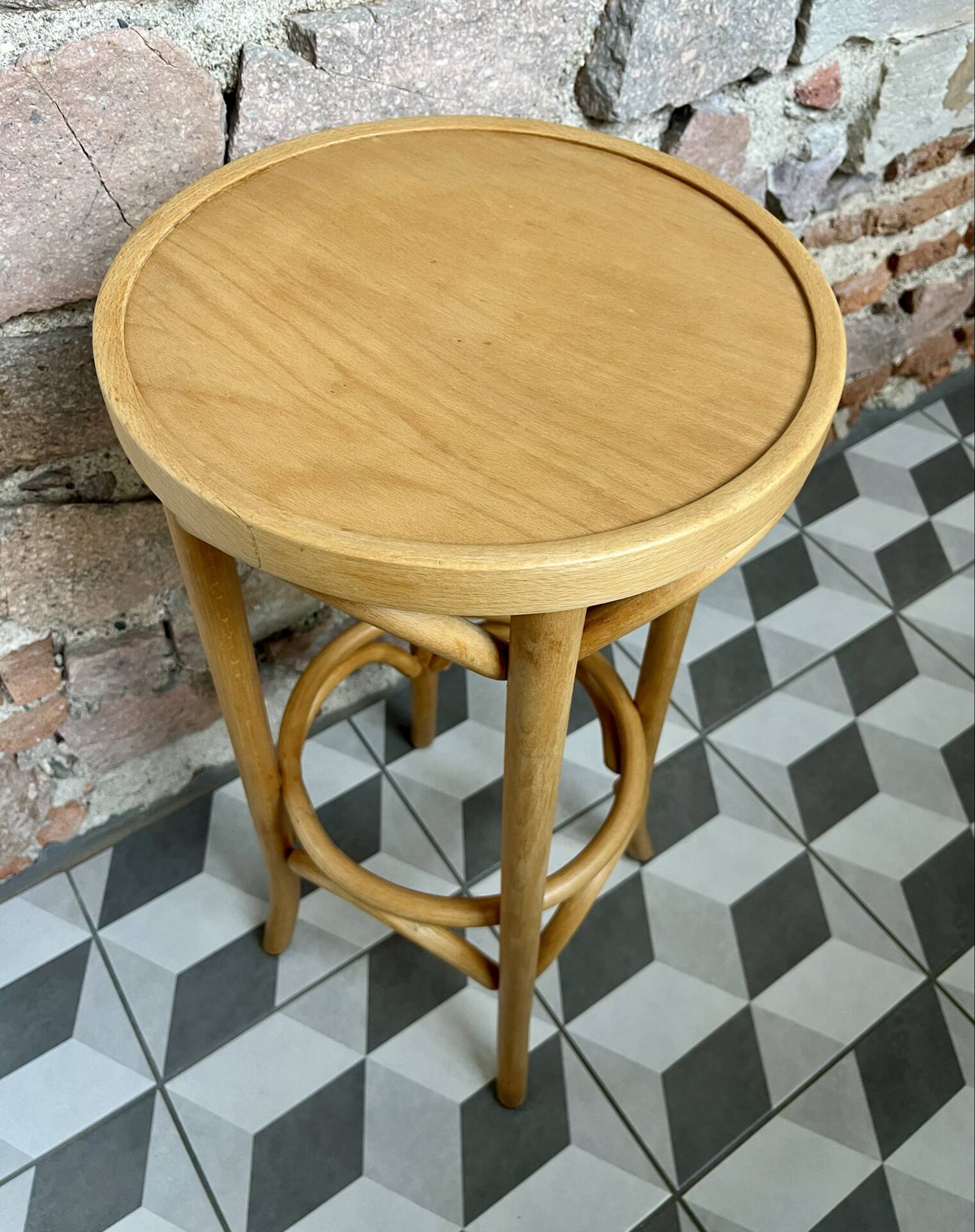 Tabouret bar haut bois courbé