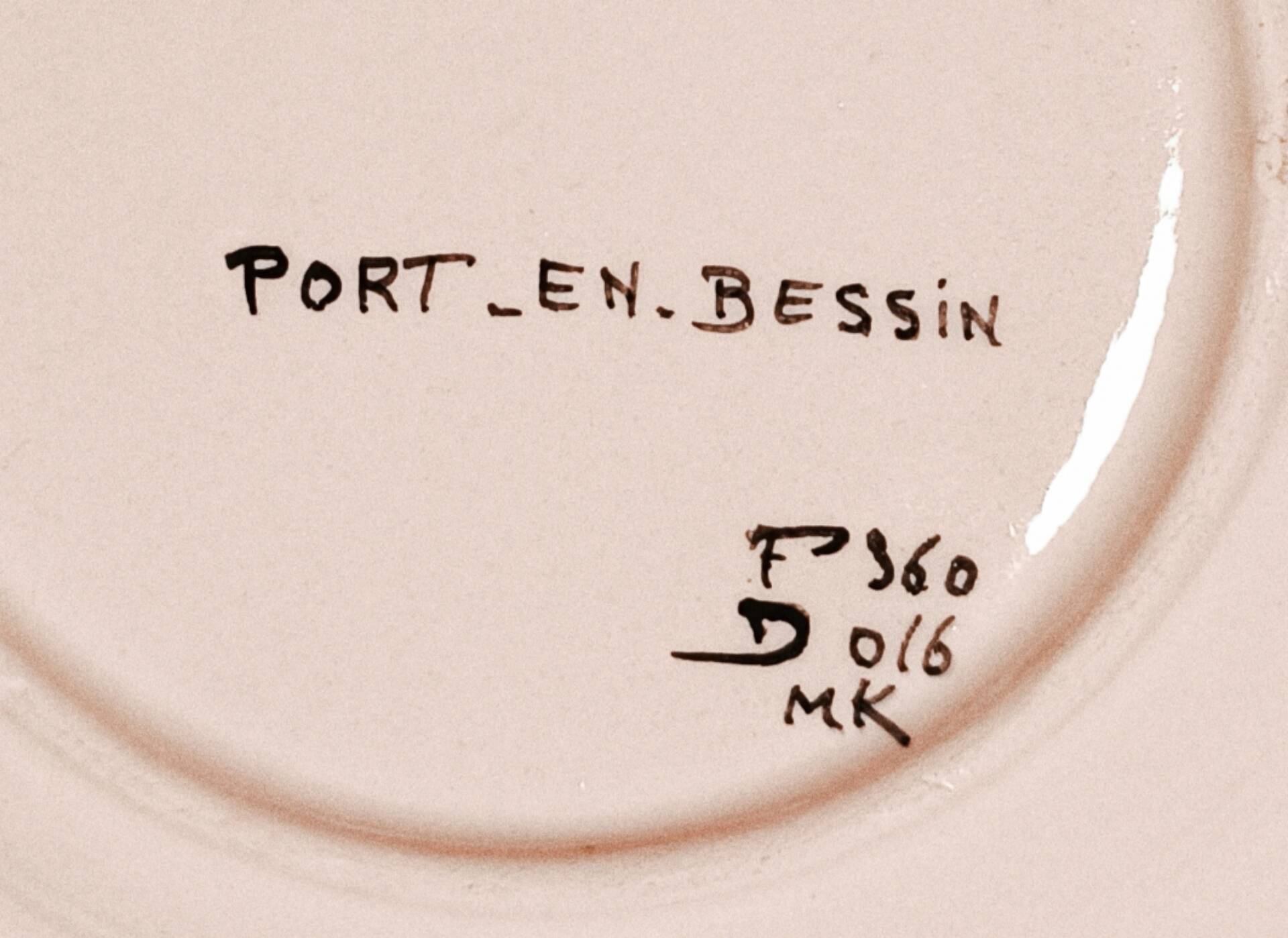 Old fish plate in Henriot Quimper faience - Port-en-Bessin
