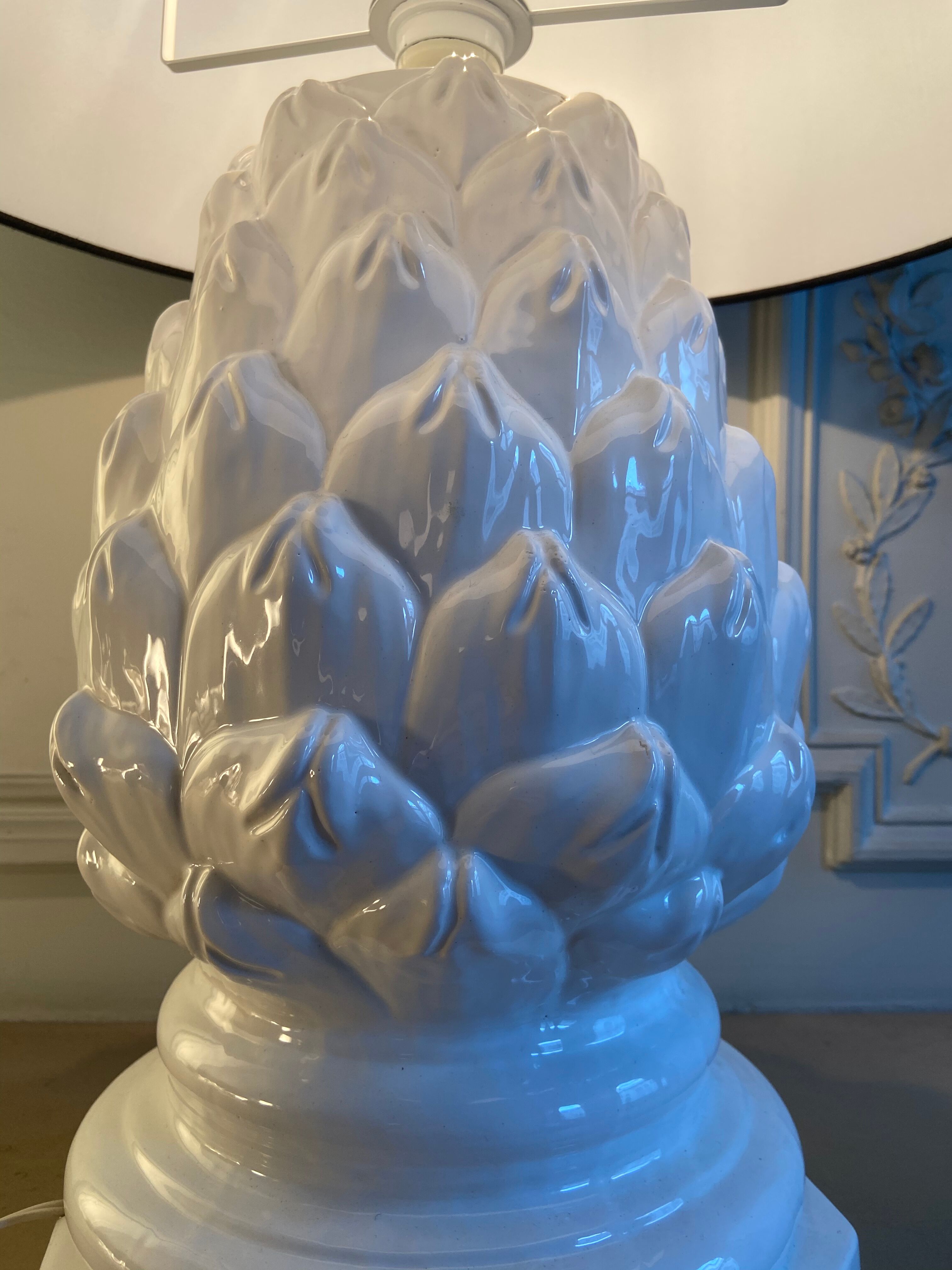 Imposing ceramic table lamp artichoke shape, Italy, 1960s