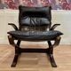 Duo de fauteuils cuir "design scandinave" 1950 "Ingmar Relling".