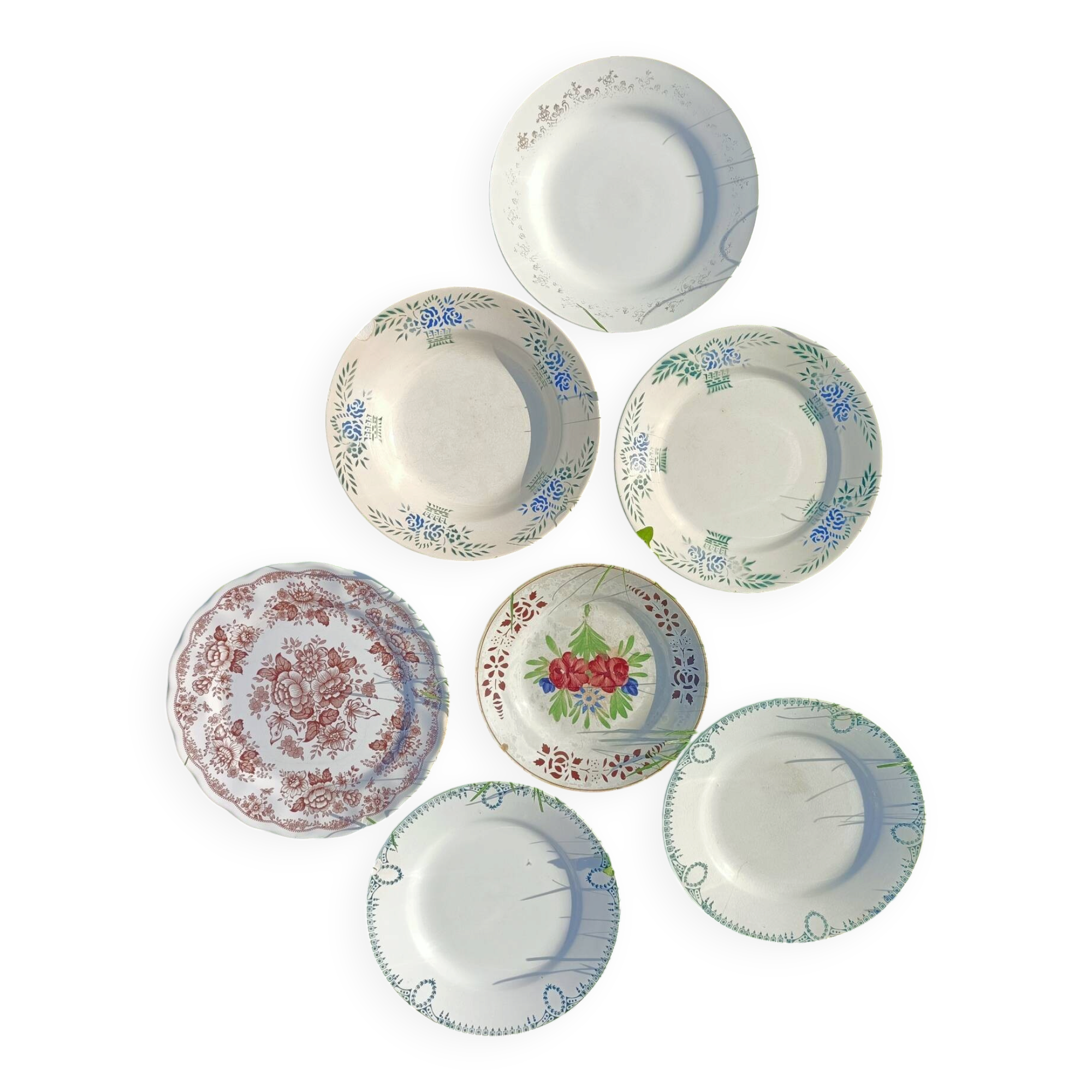 Set of stamped plates 🌻