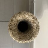 Vase en céramique imitant le marbre