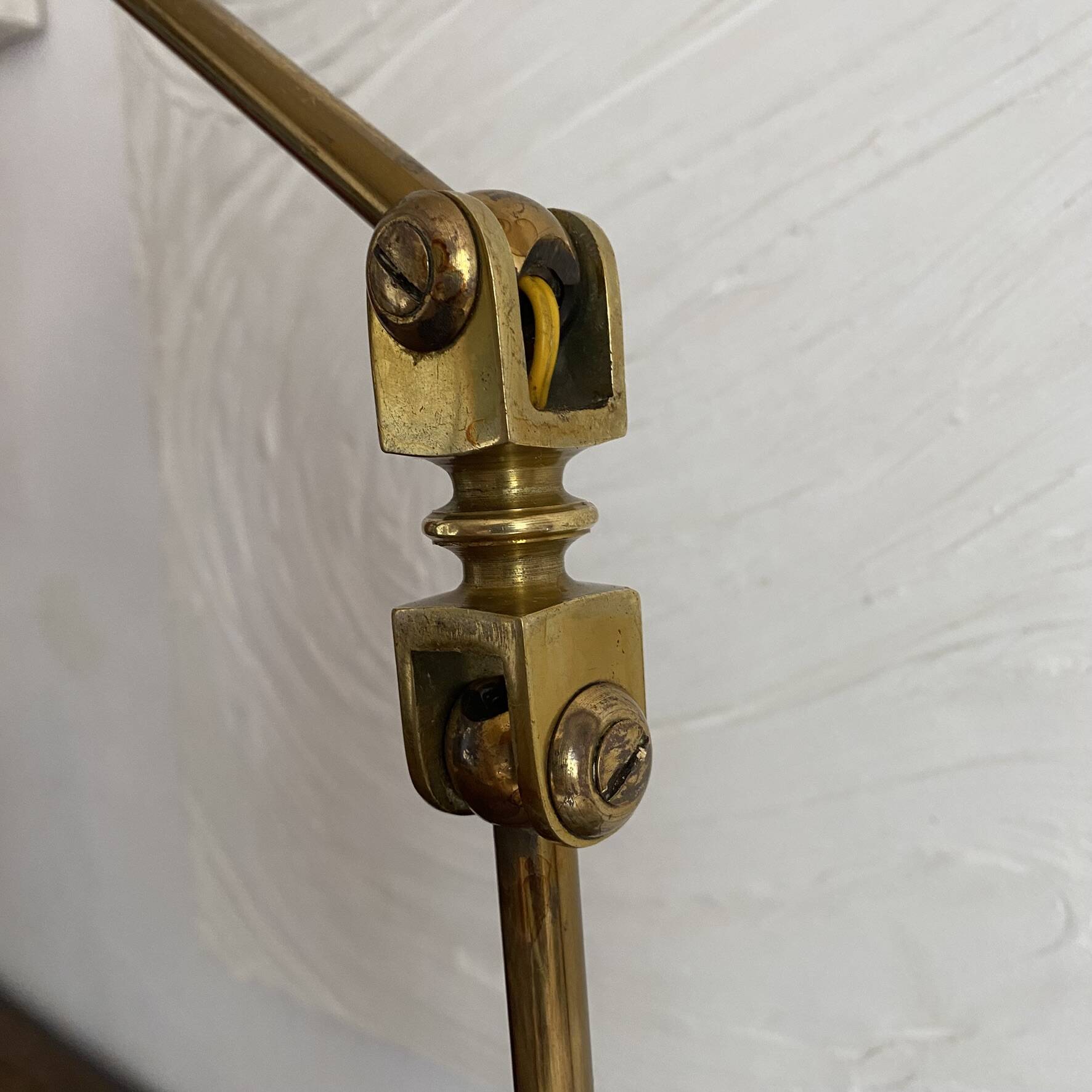 Lampe d'atelier 3 bras, en laiton ,design indus années 50-60