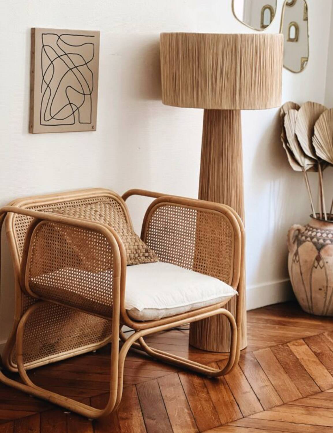 Lampadaire en raphia naturel