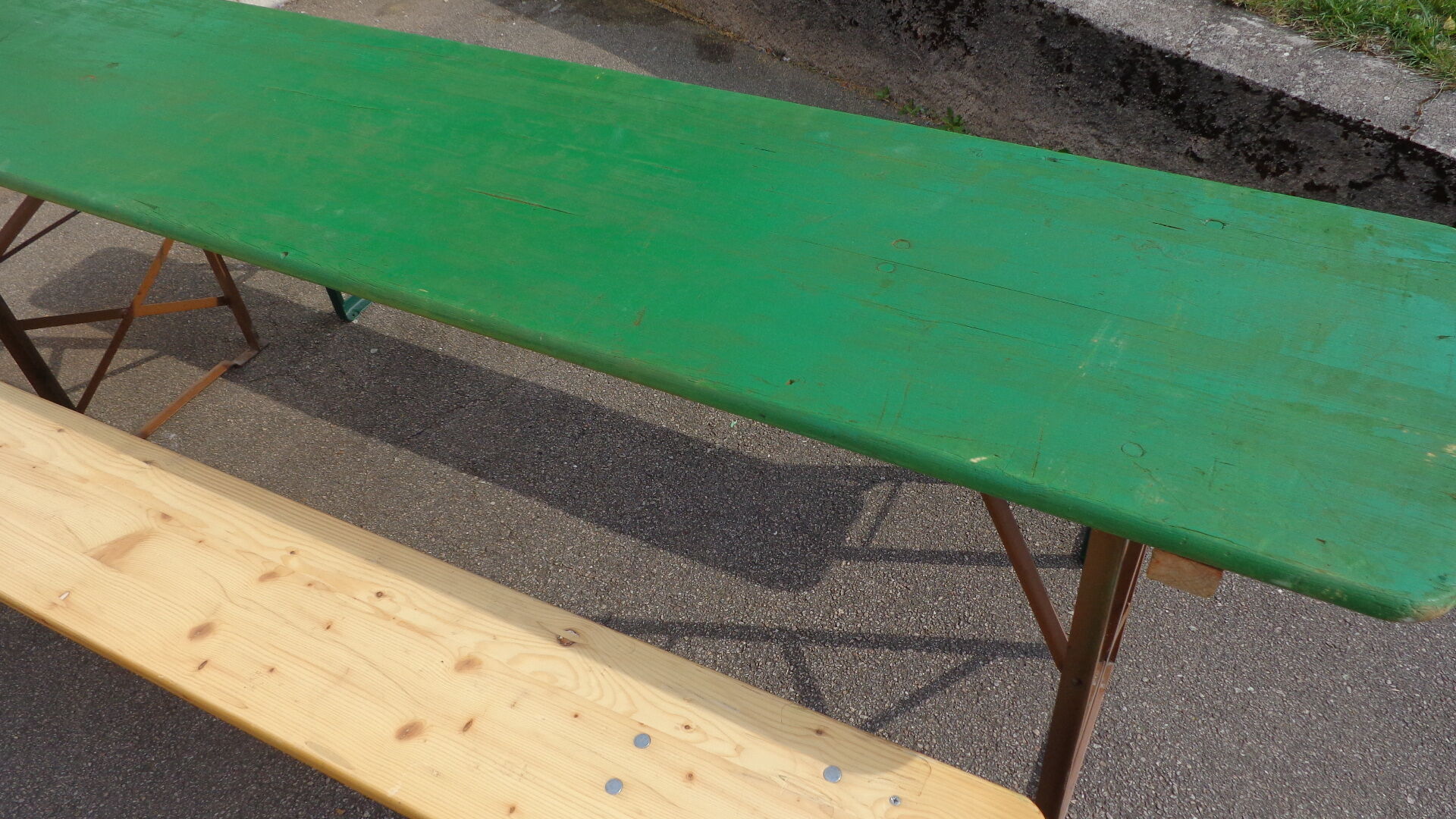 Table set and folding benches