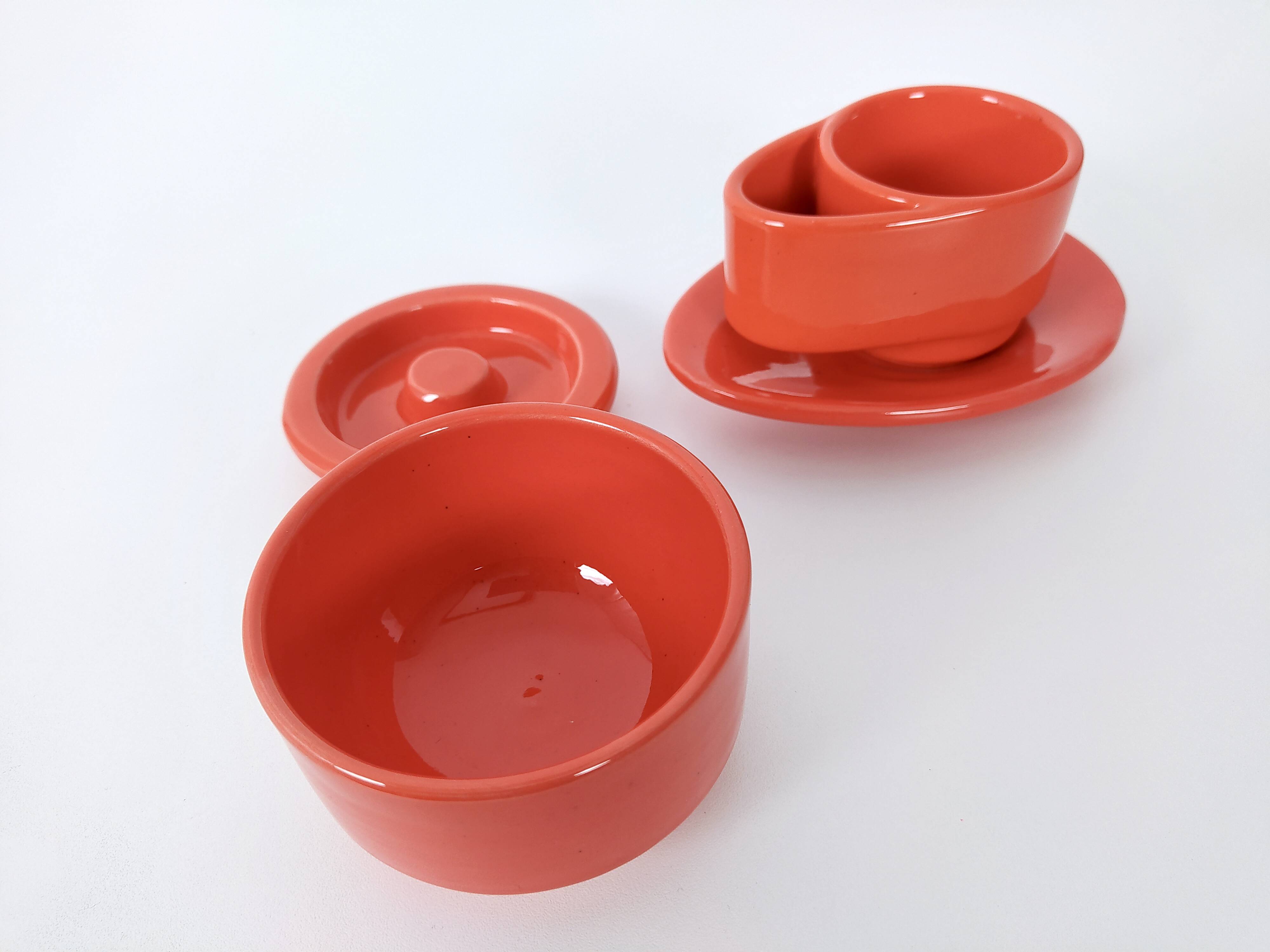 Set of Six Postmodern Vermilion Cups, Sugar Bowl and Plate by Parravicini