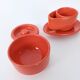 Ensemble de six tasses, sucrier et assiette vermillon postmodernes par Parravicini