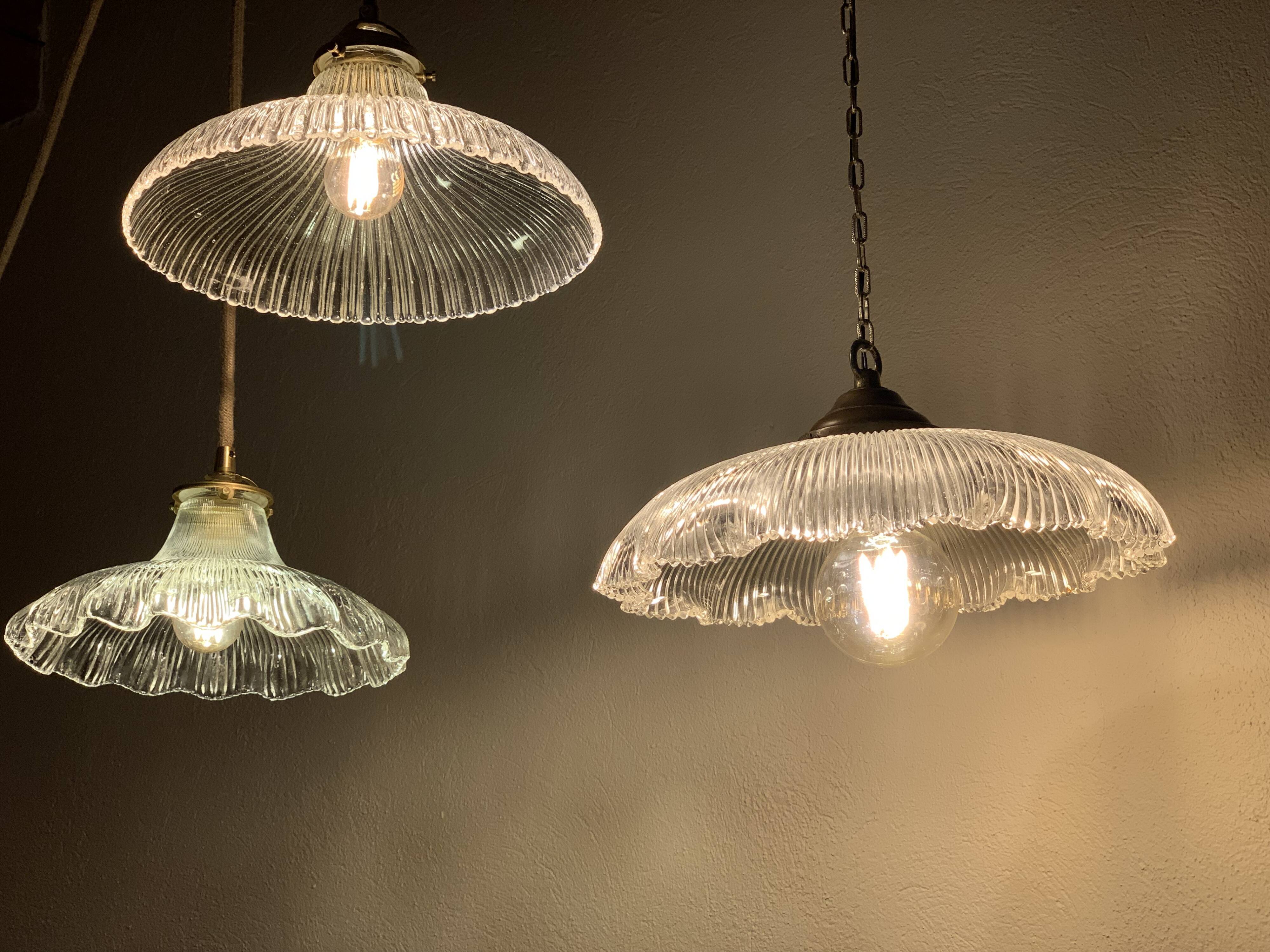 Holophane hanging lamp