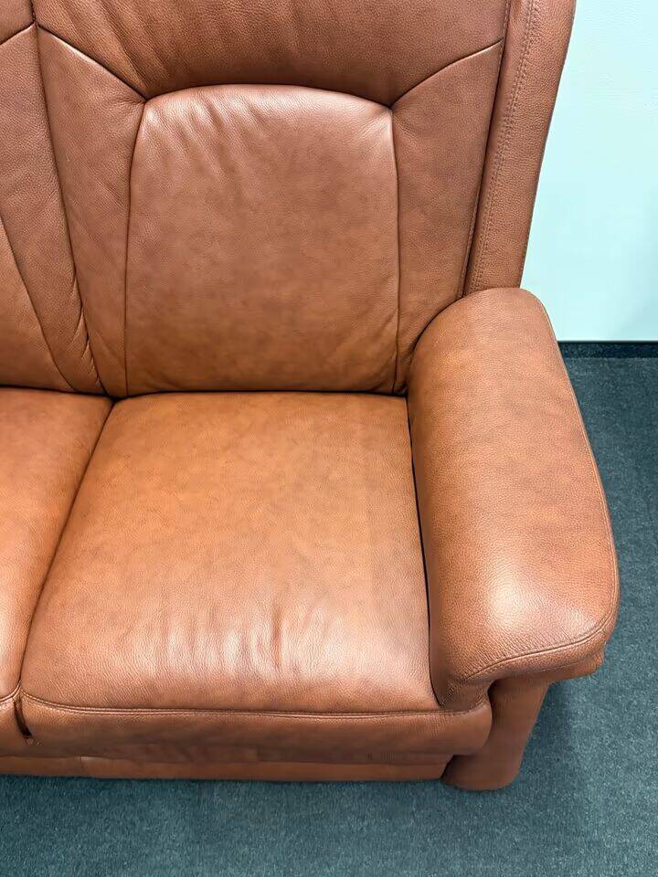 Leather  2-piece set-sofa and armchair from Elastoform