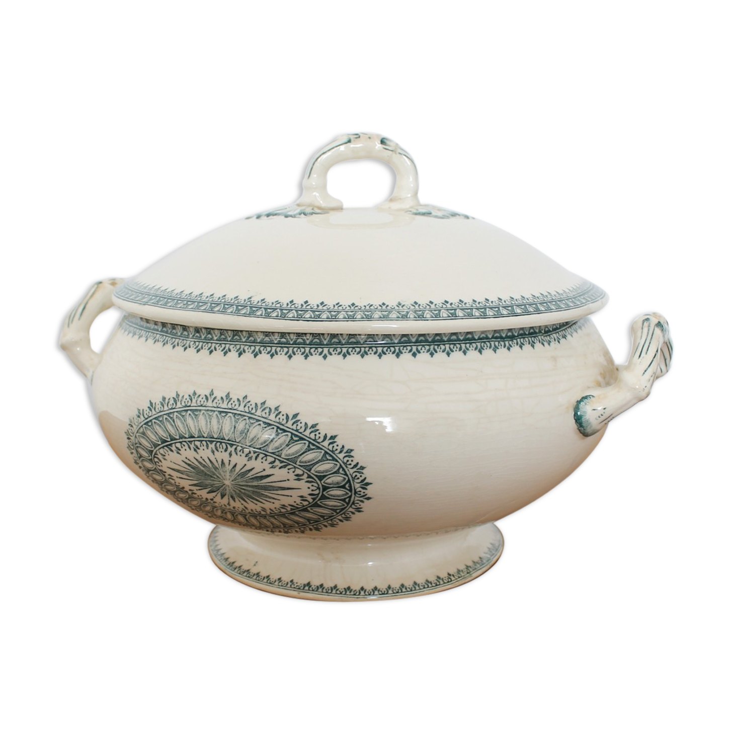 Creil-Montereau earthenware soup pot
