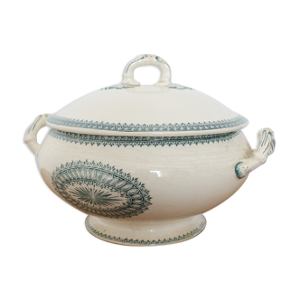 Creil-Montereau earthenware soup pot