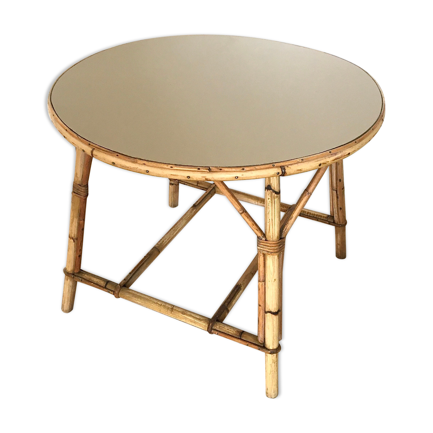 Rattan table