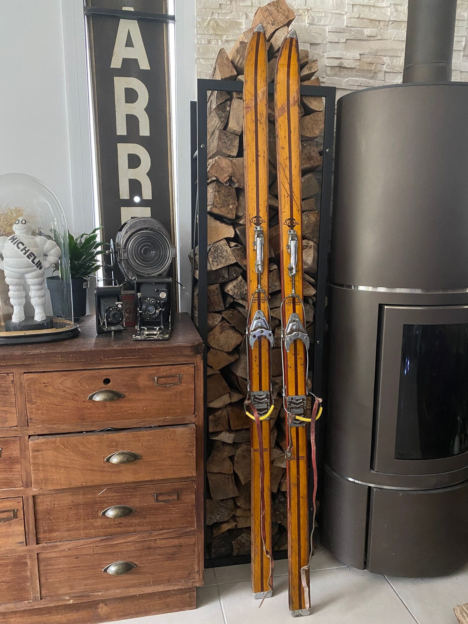 Paire de ski Rossignol Hickory vintage en bois