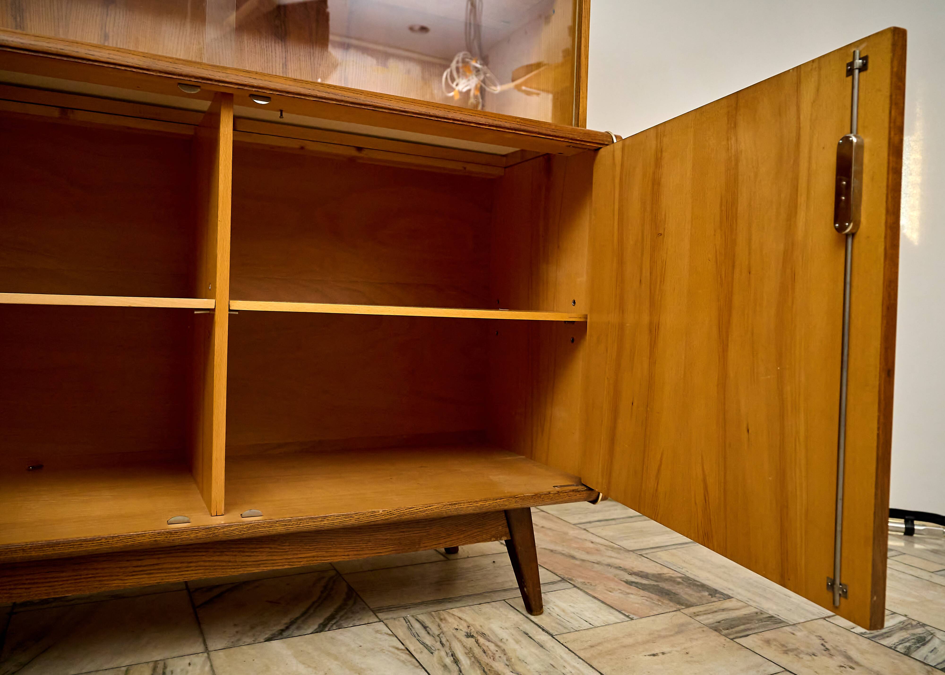 Meuble Vintage conçu par Hubert Nepožitek & Bohumil Landsman pour Jitona