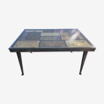 Table métallique