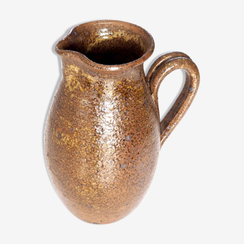 Beautiful pitcher in speckled sandstone