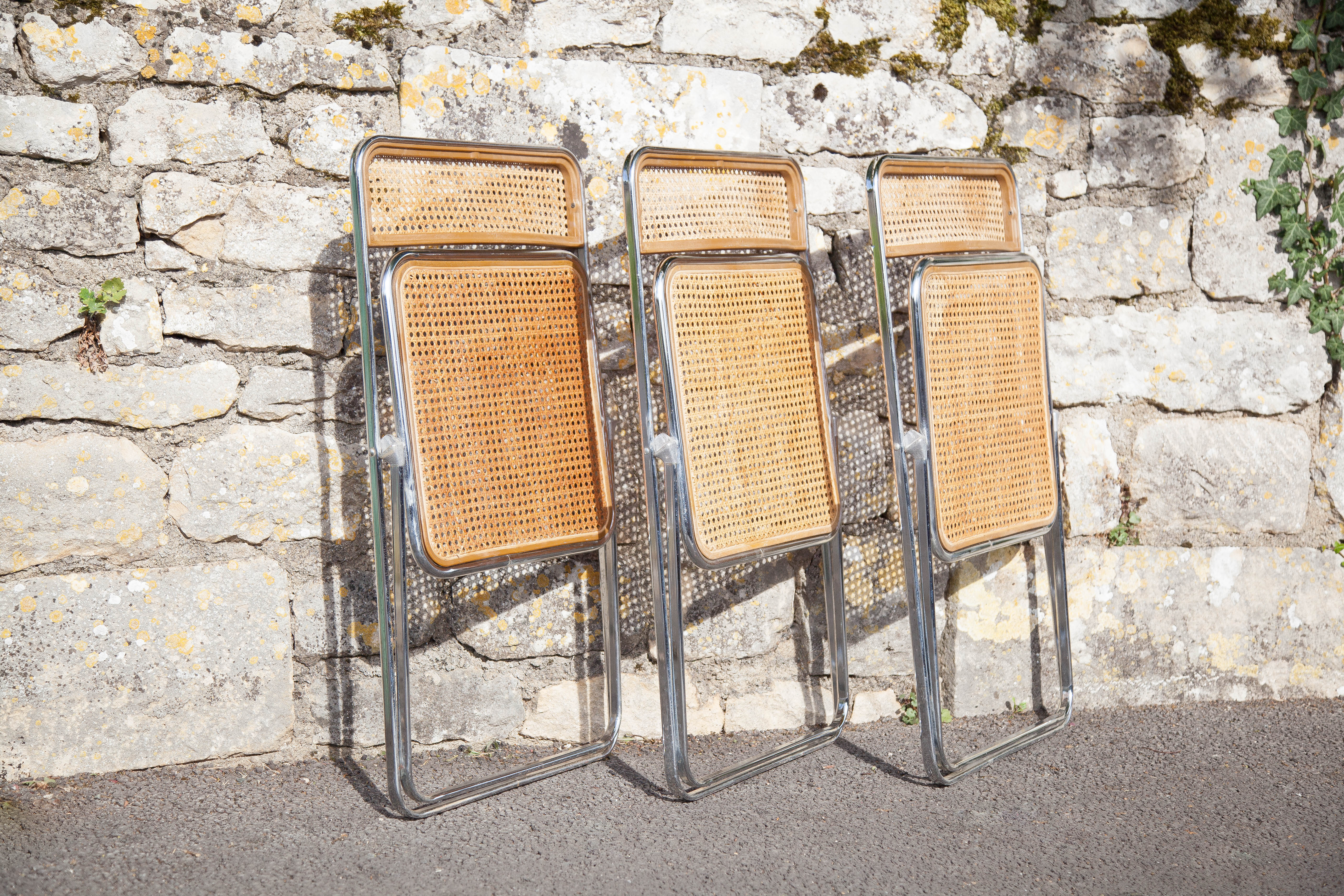 Set of 3 folding chairs in rattan and chromed metal, vintage chair, design, 60's
