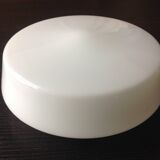 Round ceiling light in white opaline vintage 60s-70s