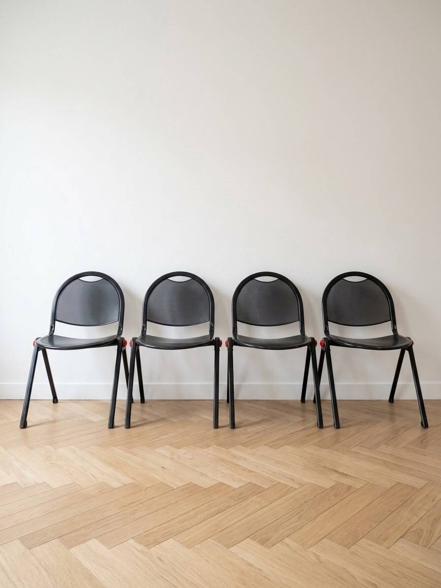 Set of 4 industrial design chairs in black steel