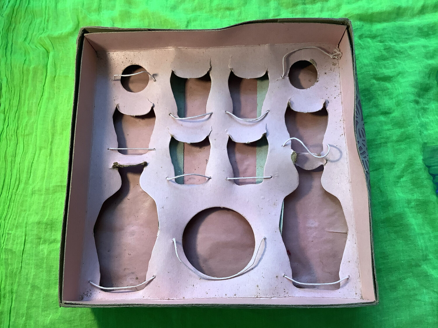 Vintage 1930s glass doll's dinette