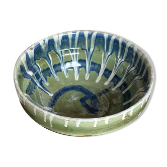 Bowl in painted terracotta