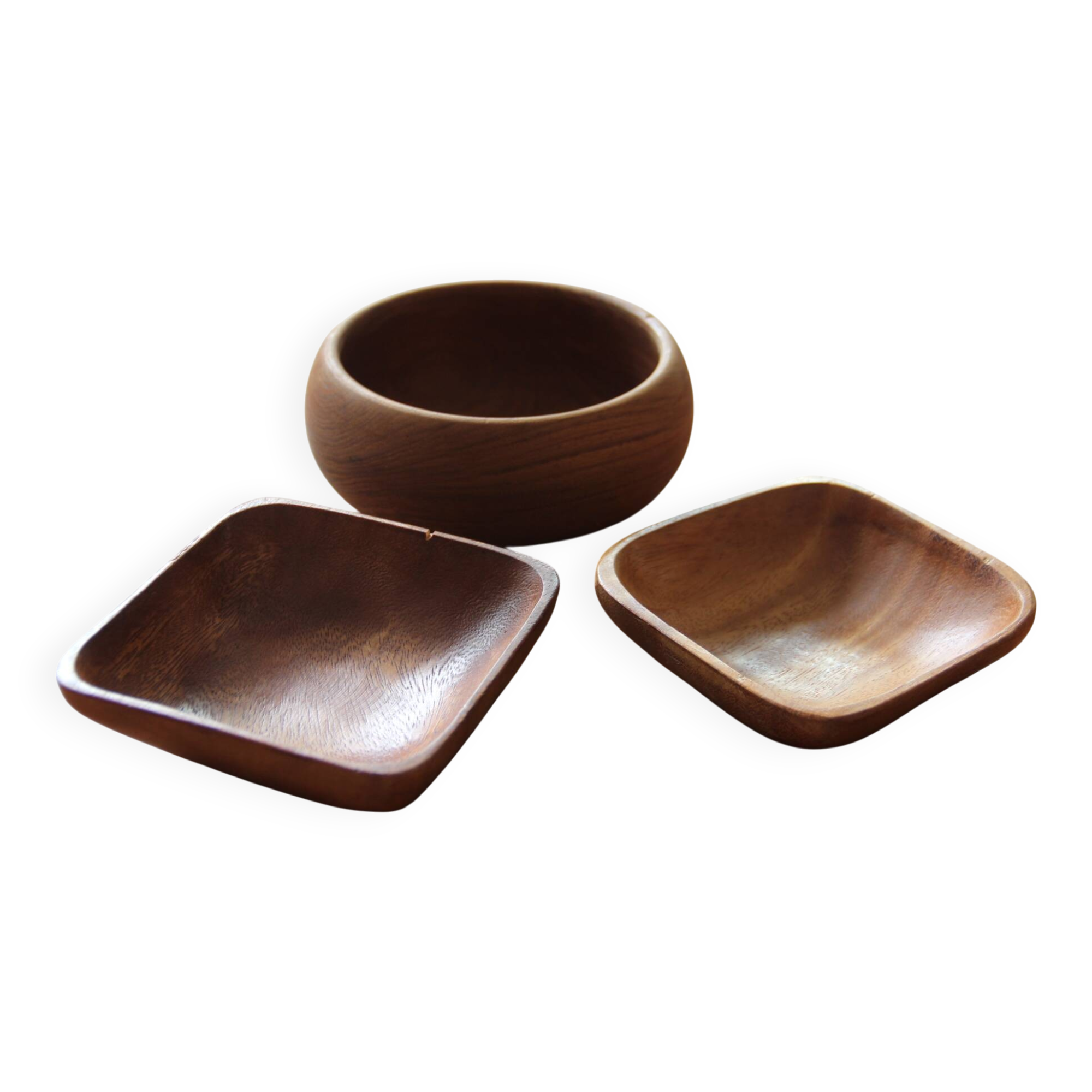 3 teak trays