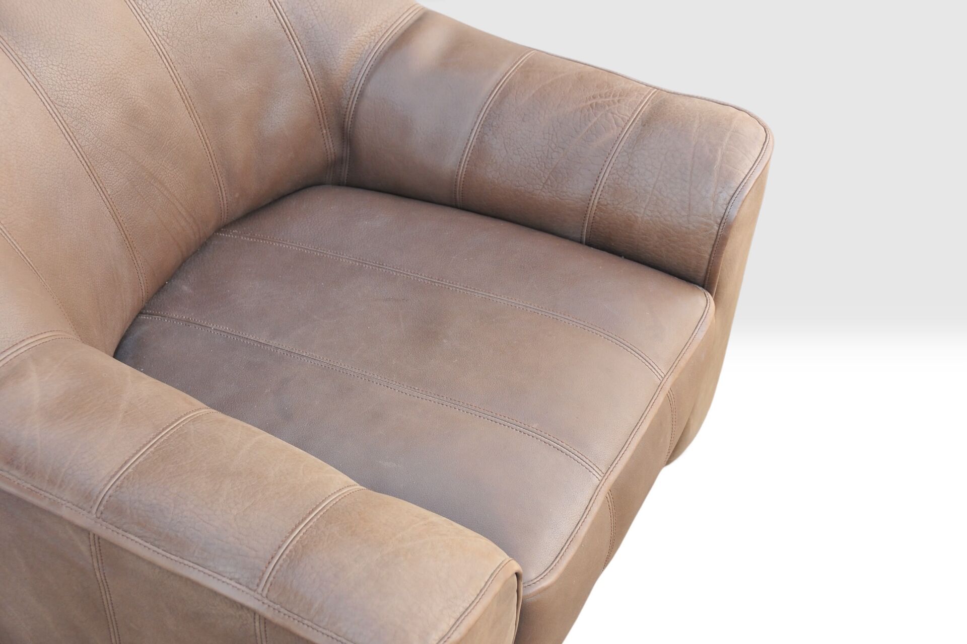 De Sede DS-44 Sofa & Armchair Set – Buffalo Leather – Switzerland, circa 1970