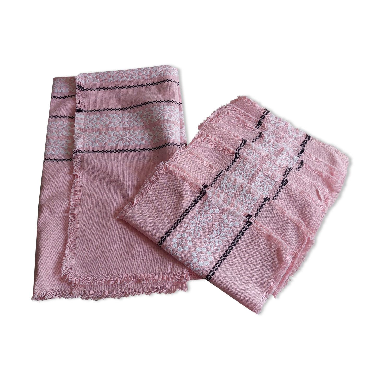 Tablecloth and six napkins