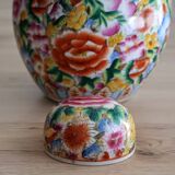 Large Chinese ginger jar with multi-colored porcelain lid