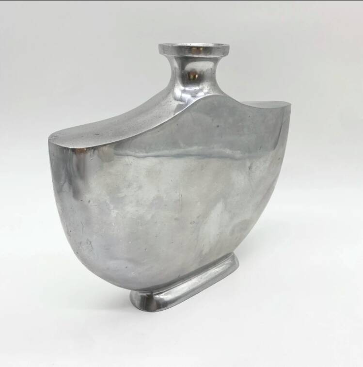 Vase « Coquillage » / Fonte d’aluminium – 1970s