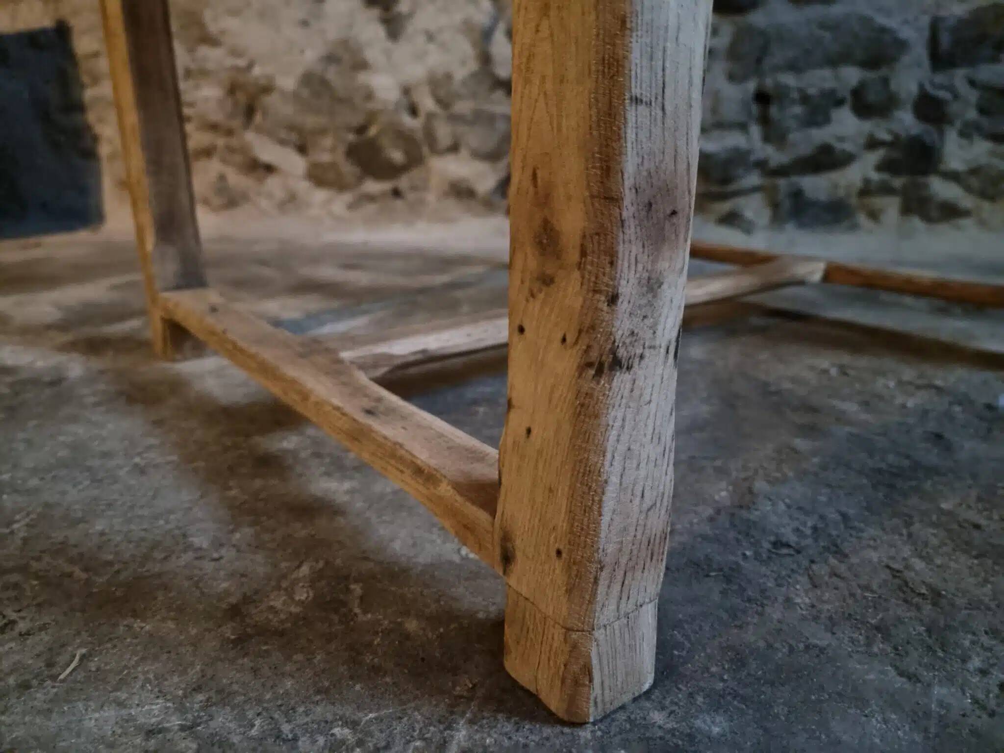 Table de ferme française ancienne en chêne avec tiroir latéral