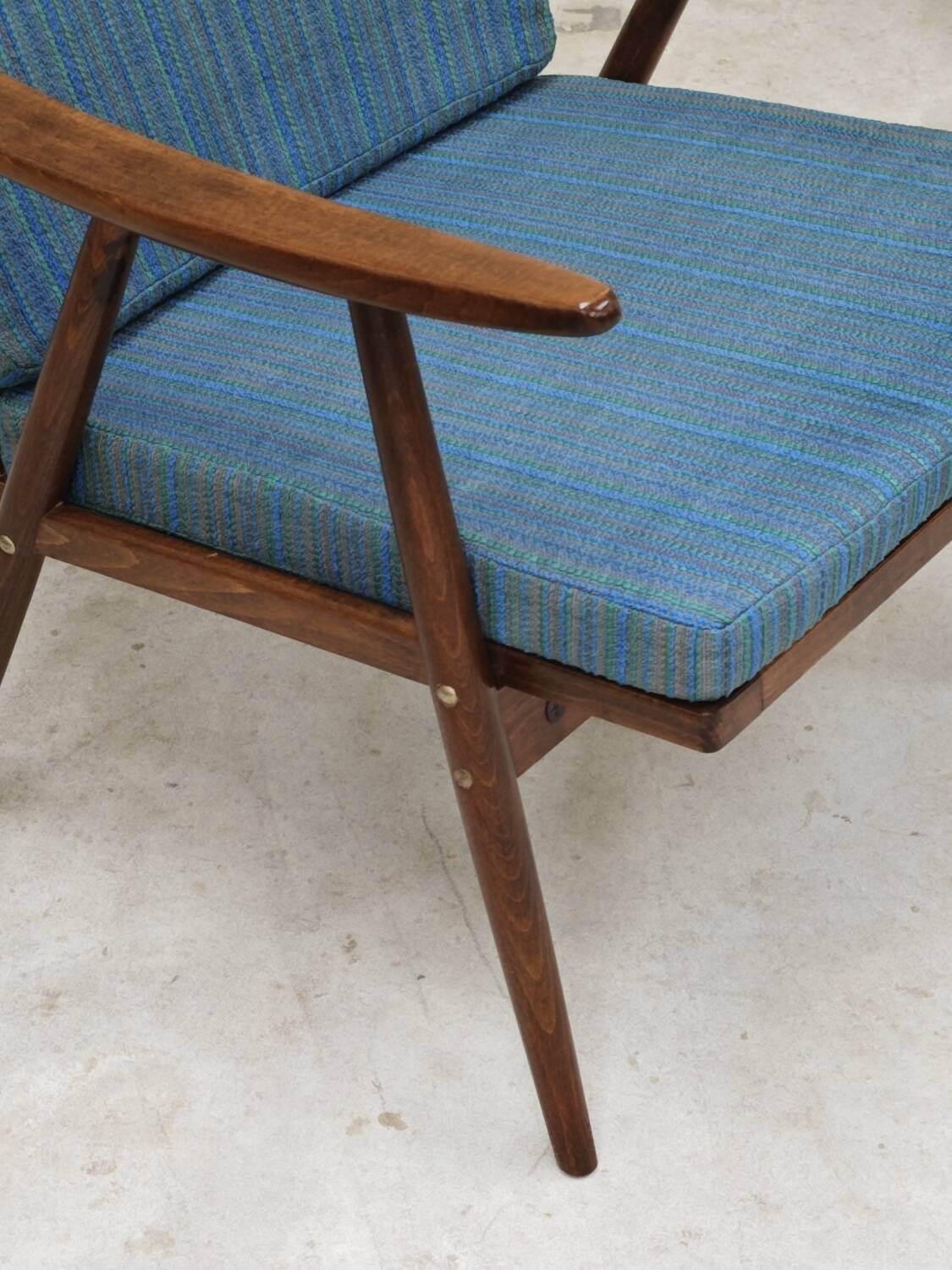 Pair of blue boomerang armchairs by Antonin Suman for Ton (Thonet) 1960