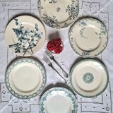 Assiettes plates anciennes dépareillées en faïence terre de fer accompagnées d'un plat