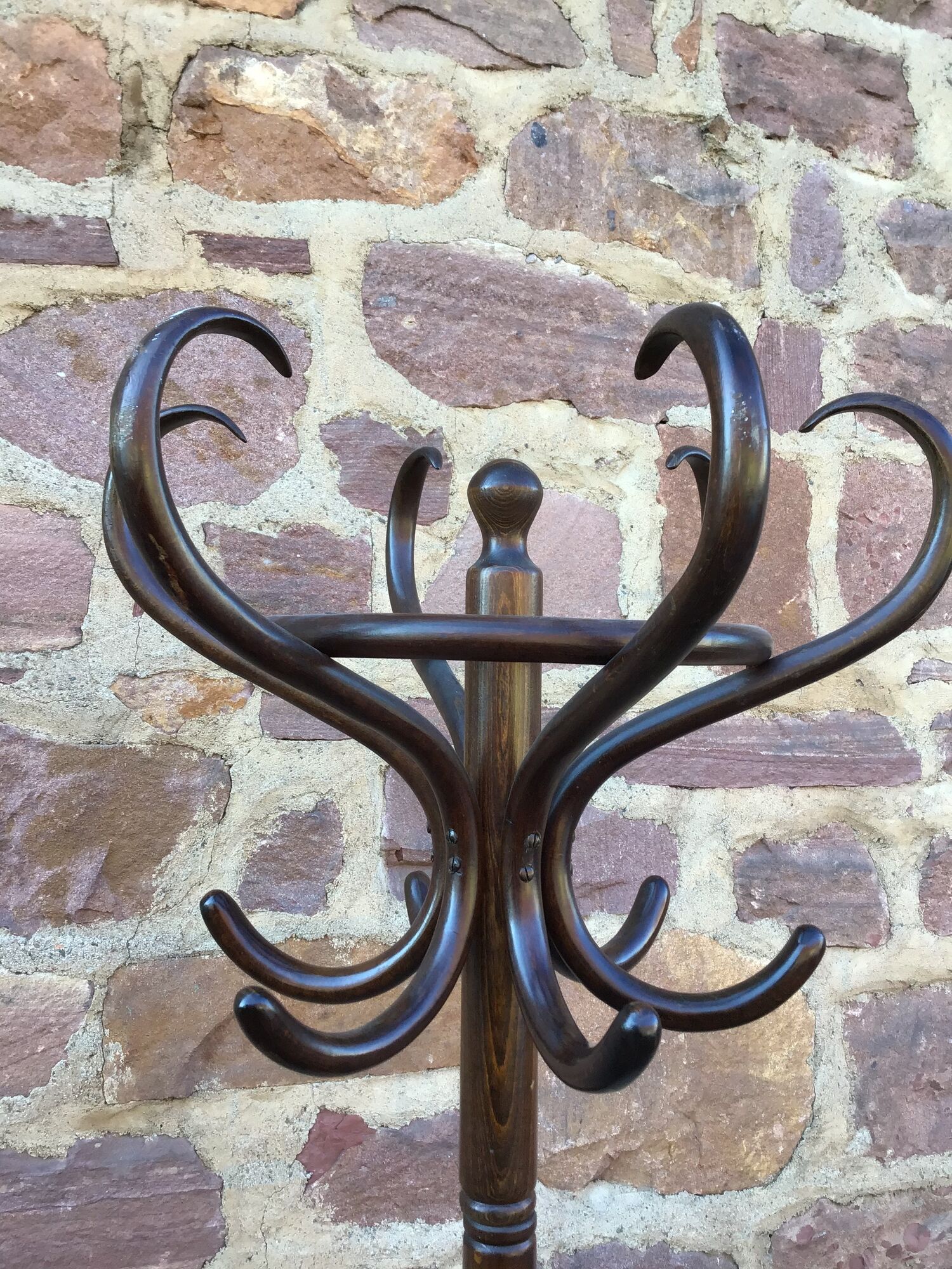 Parrot coat rack