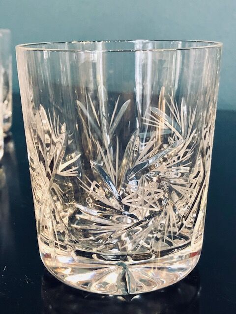 6 vintage chiseled crystal whisky glasses