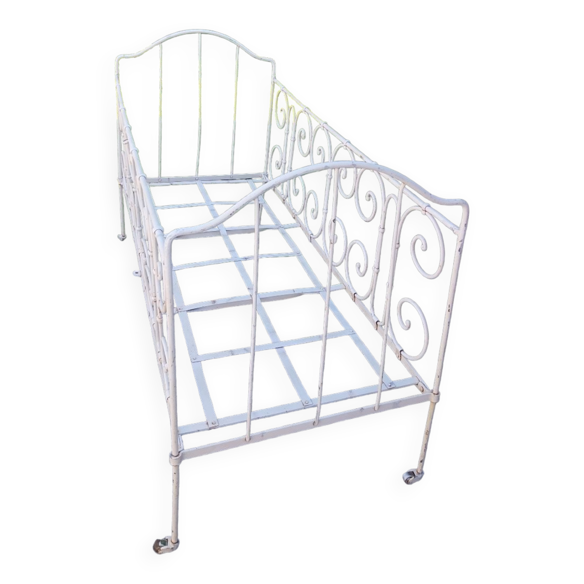 Wrought iron sofa bed