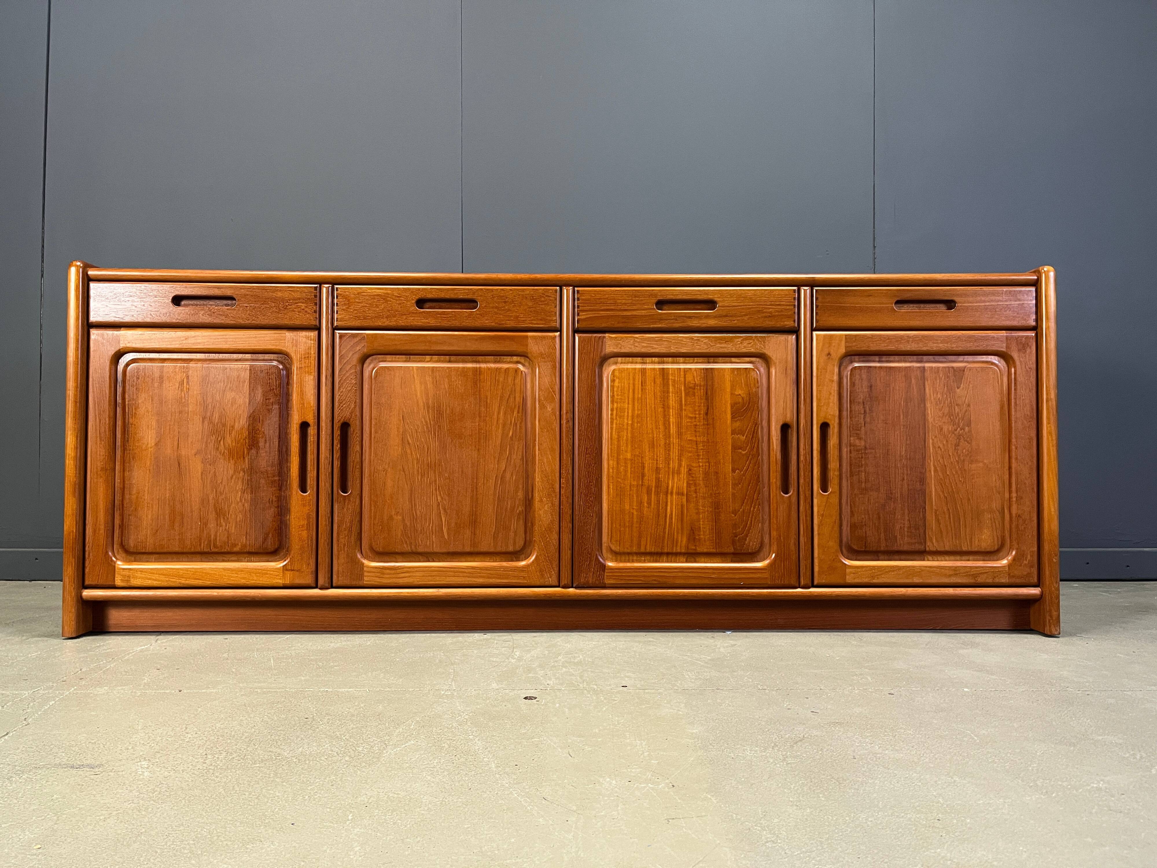 Mid century Scandinavian credenza by Dyrlund, 1960s