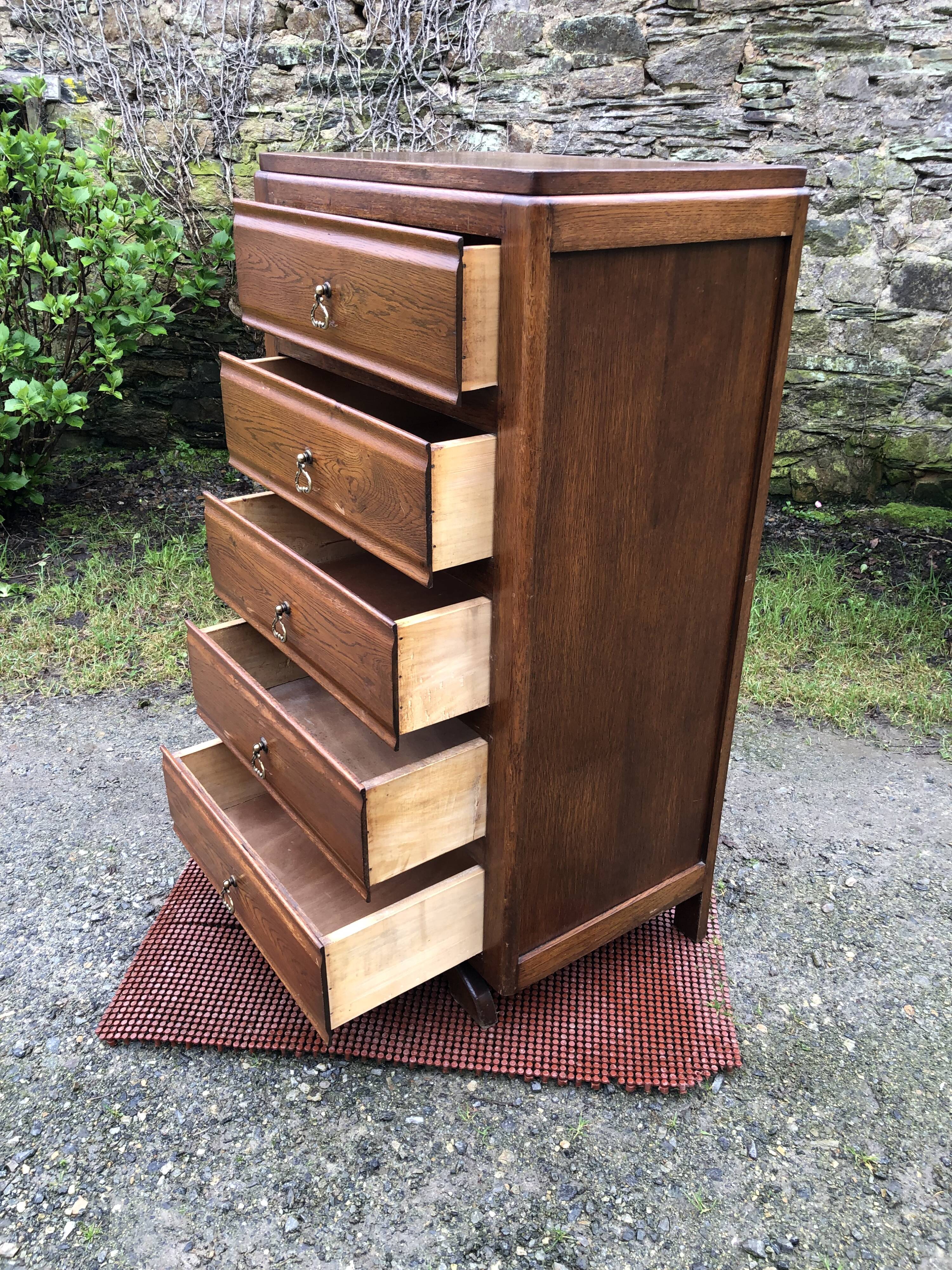 Chiffonnier, commode vintage en chêne à 5 tiroirs