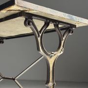 Table d'appoint en mosaïque et fonte