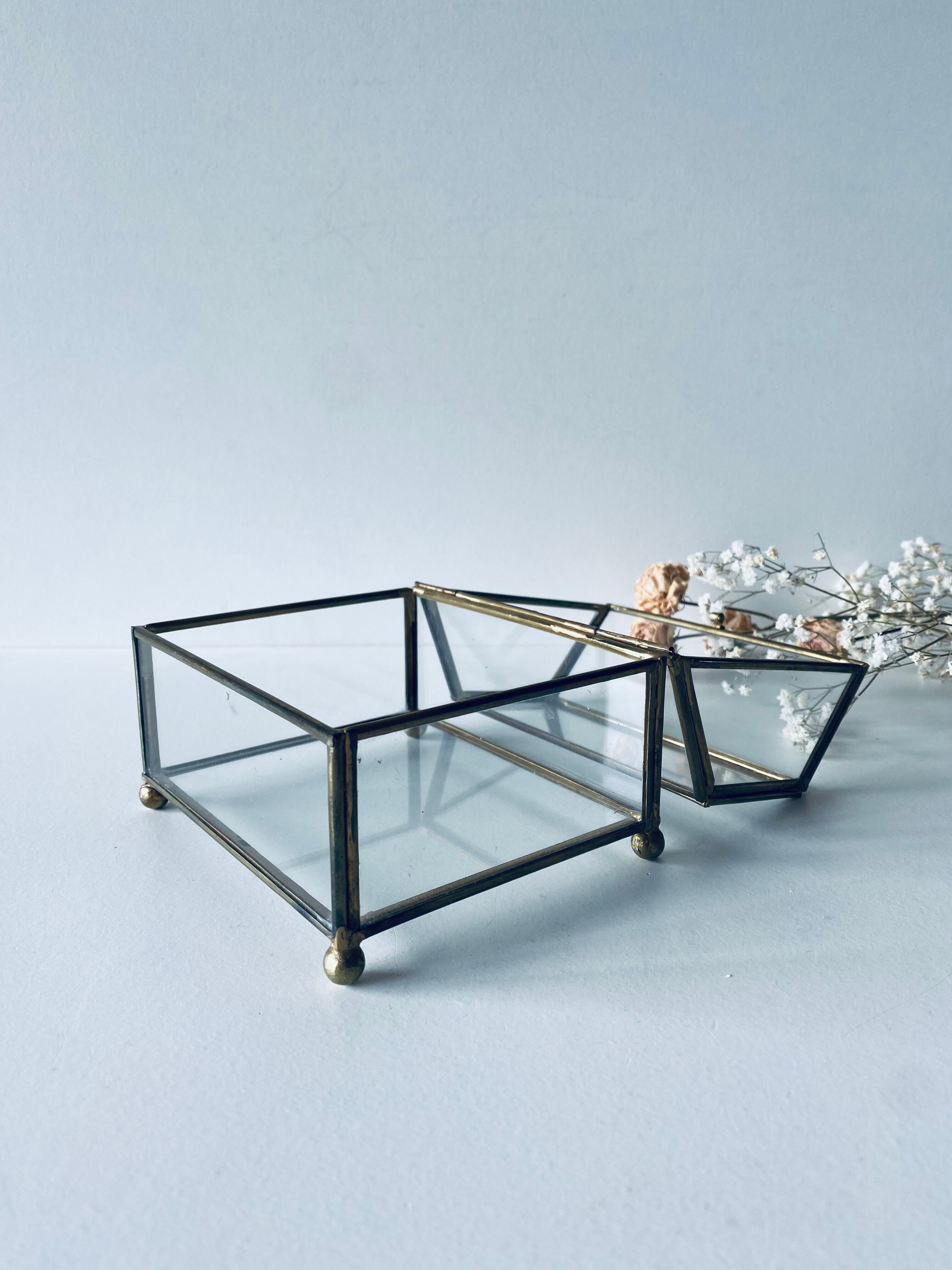 Showcase jewelry box