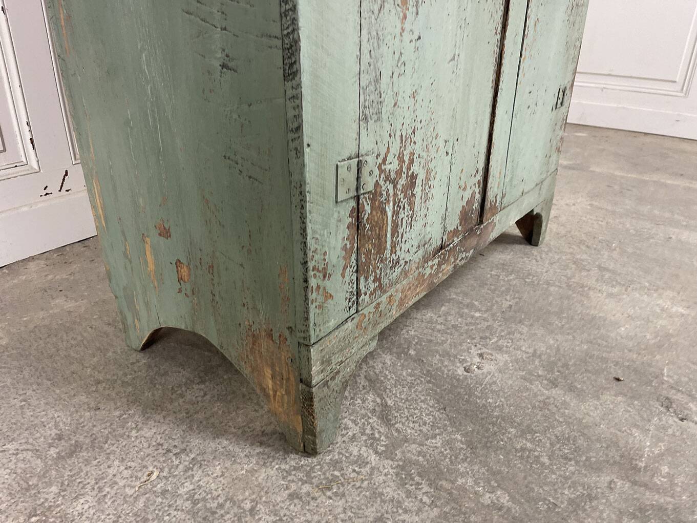 Parisian buffet 1900 greenish-blue patina