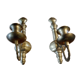 Deux appliques bougeoir