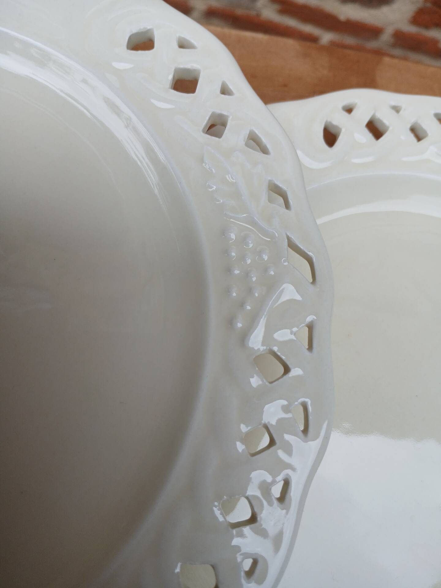12 Italian ceramic plates