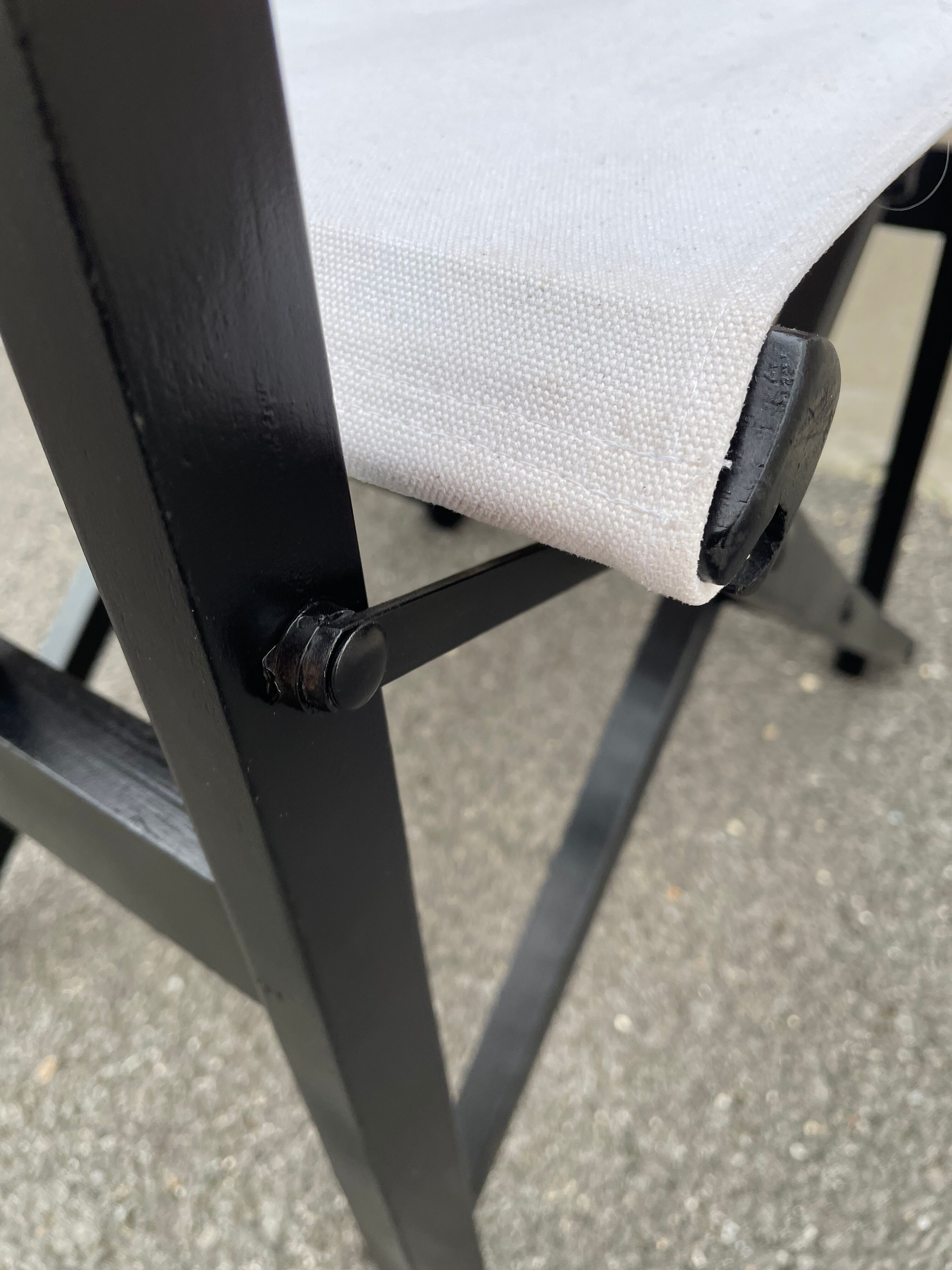 Foldable Steward's chair in wood painted black